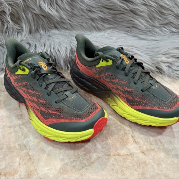 НОКА Speedgoat 5 Trail Running Shoe (Men) - Picture 3 of 12